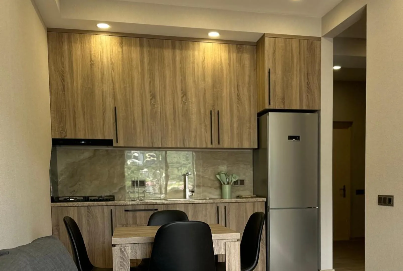 Gonio N802 Beachfront Mountain View Apartment