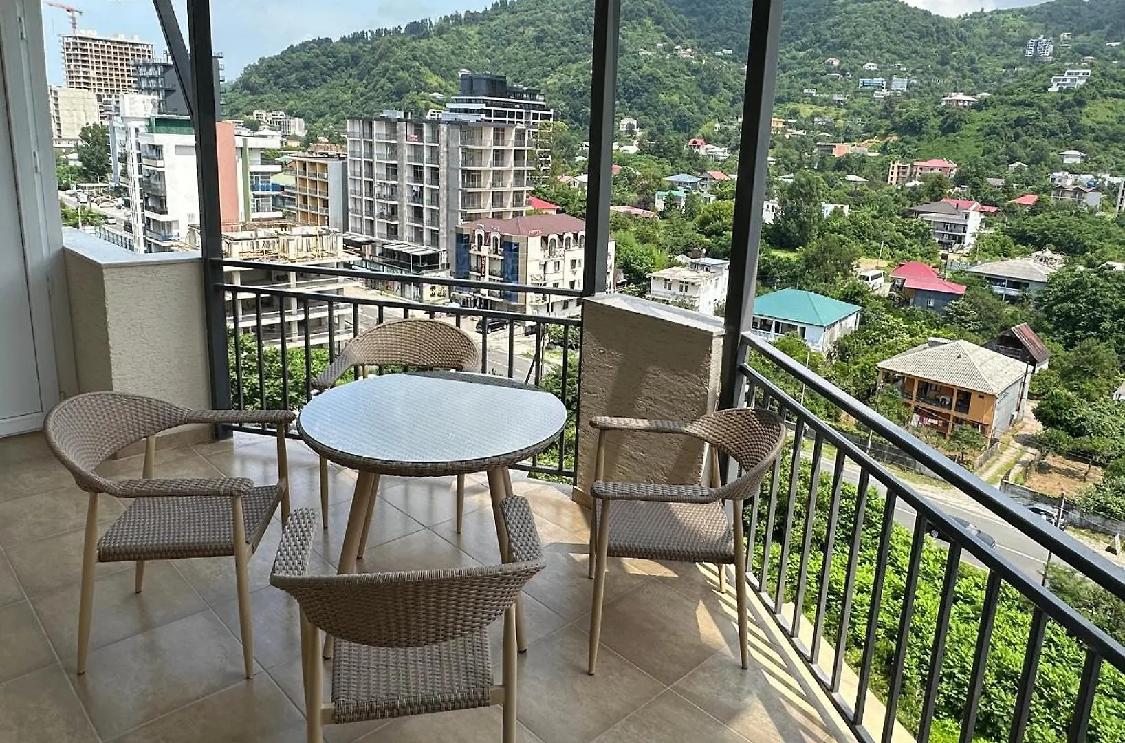Gonio N802 Beachfront Mountain View Apartment